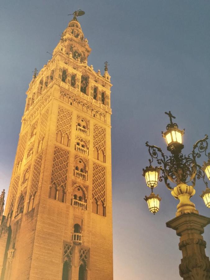 Sevilla-Triana 外观 照片